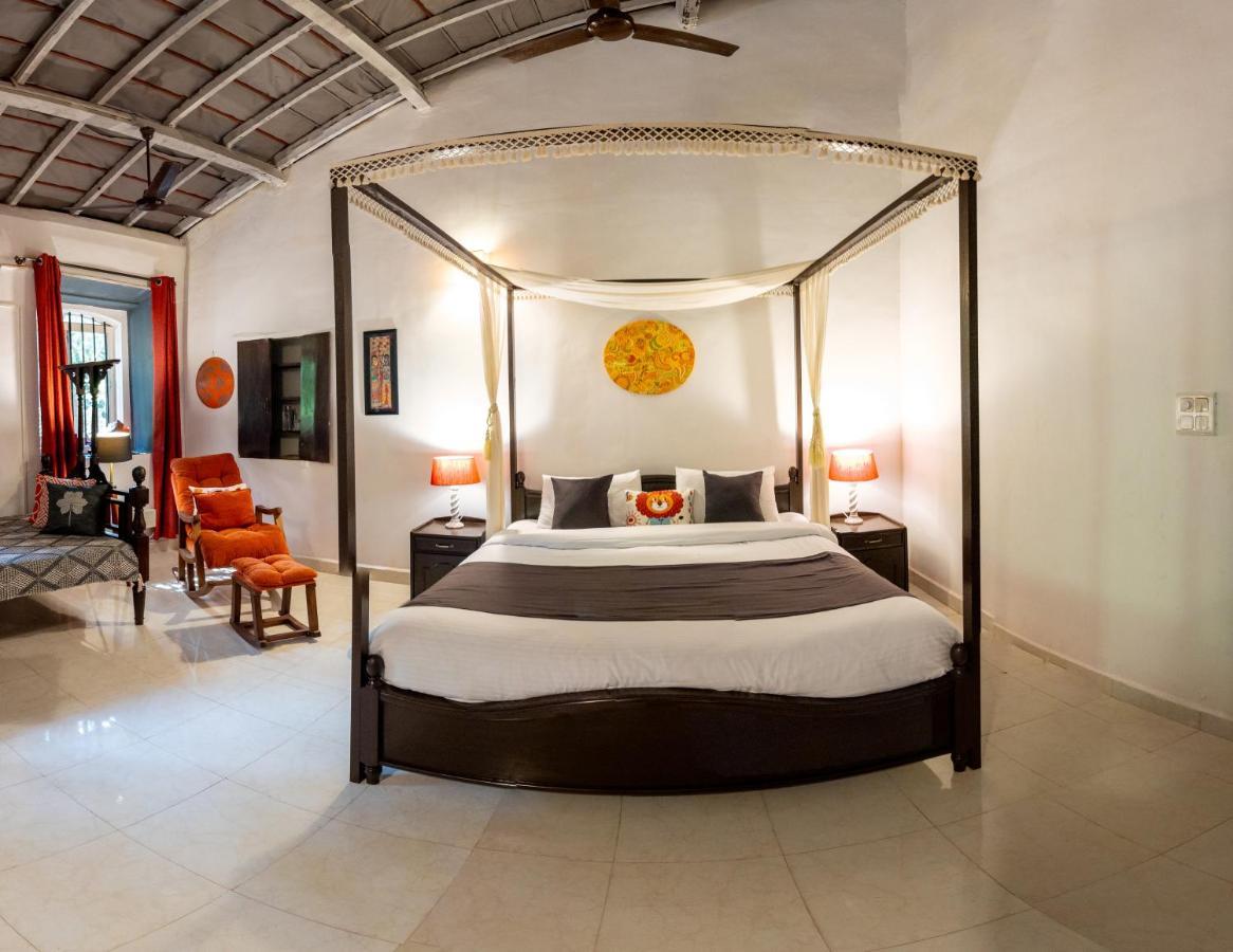 Casa Do Leao A 150 Year Old Portuguese Home Nerul  Экстерьер фото